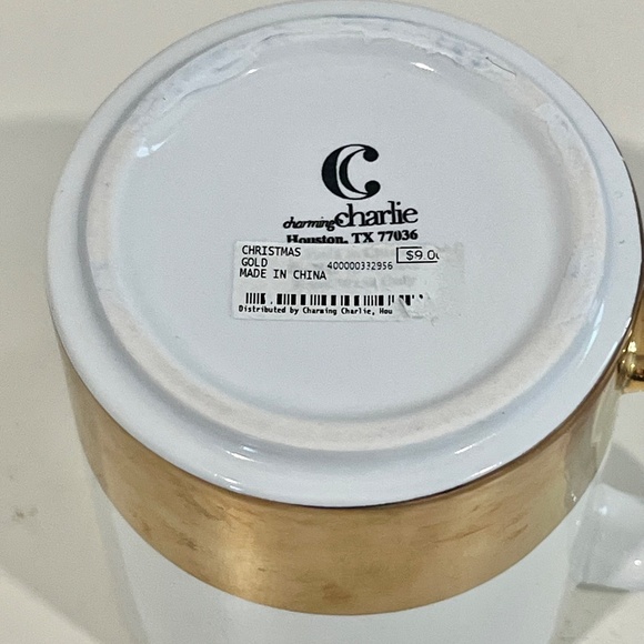All Momma Wants Is A Silent Night 15 Oz. White & Gold Mug Charming Charlie NEW - Picture 5 of 5